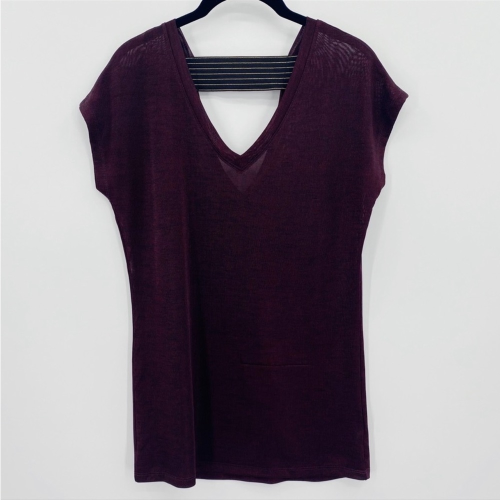 Sexy burgundy Top!